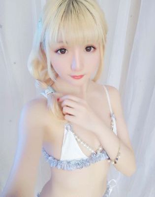 撅屁股挨揍虐臀调教_720电影免费在线