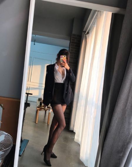 解开人妻的裙子猛烈进入_BD英语动漫在线观看