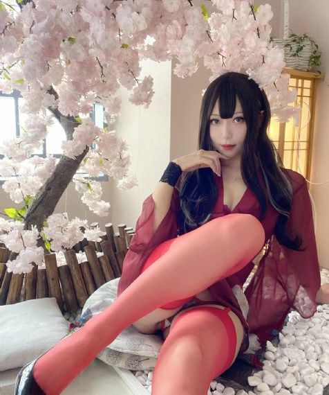 女子羞刑体罚室的游戏内容_1080在线观看视频