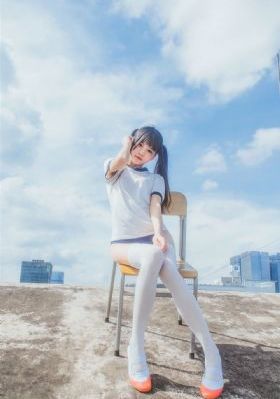 男女主穿睡袍一同拍照av_BD国语HD高清在线观看